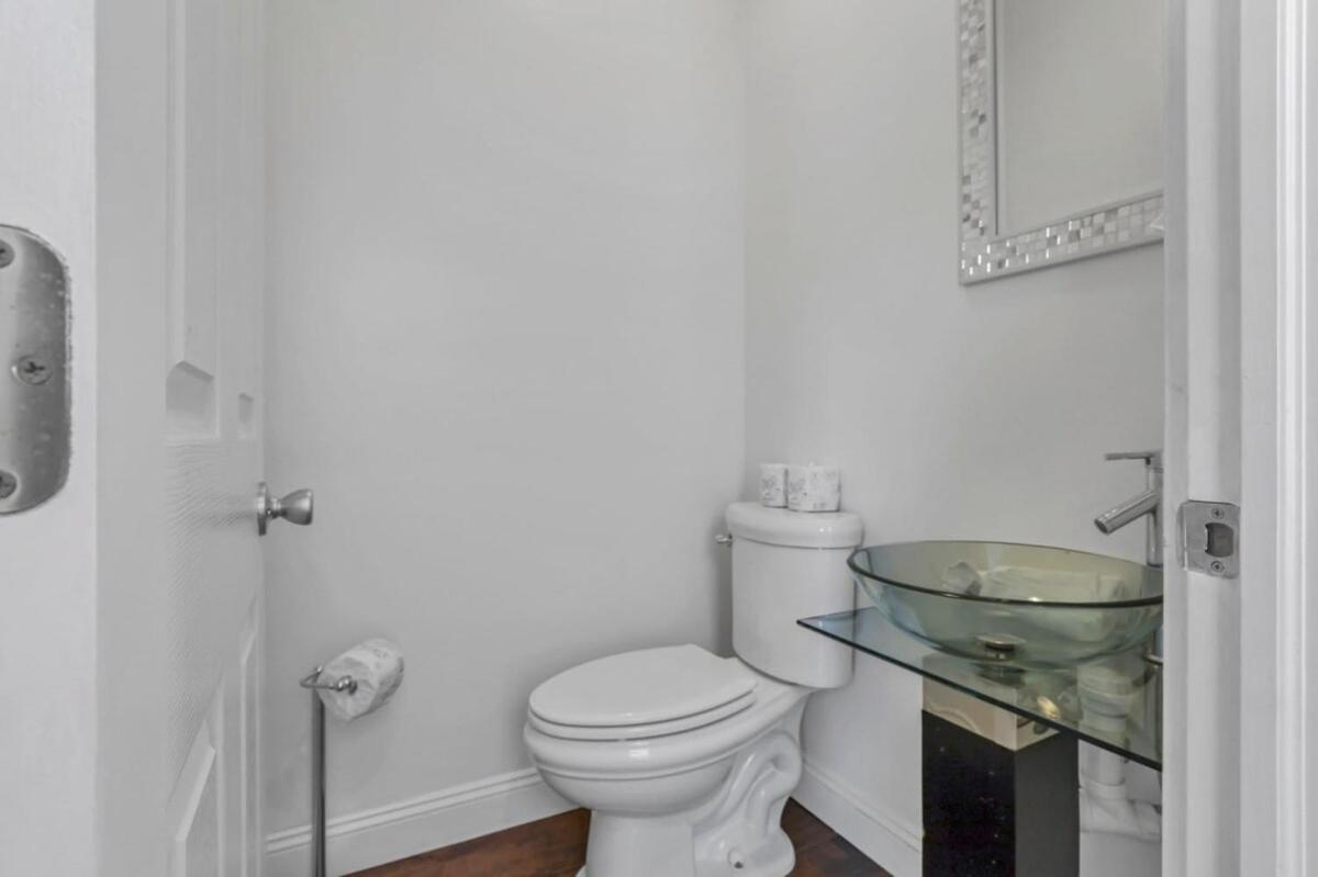 فيلا Housepitality - The Columbus Game House - 2 Br المظهر الخارجي الصورة